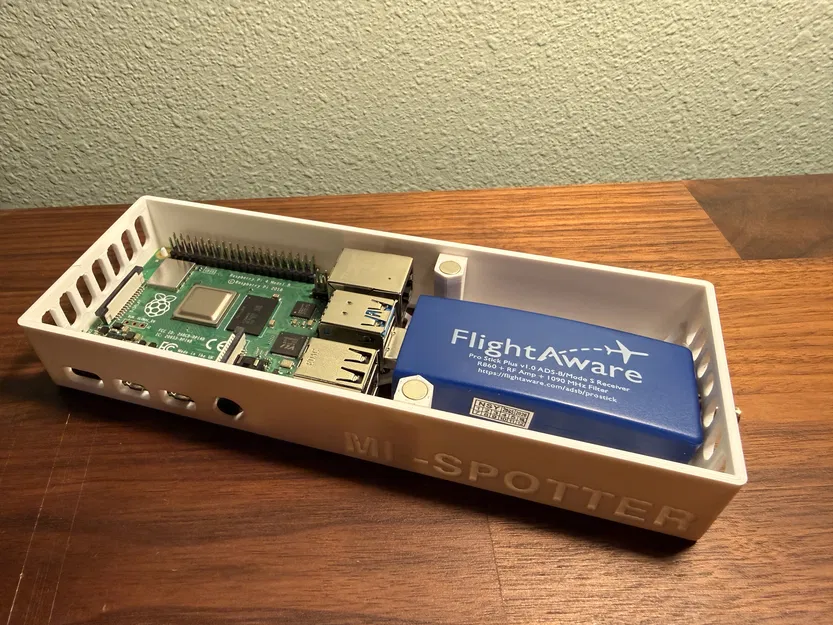 Ngàm giữ nắp nam châm cho case Raspberry Pi 4 Model B & FlightAware Pro Stick - Image 4