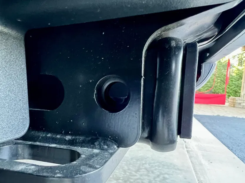 Hộp Lưu Trữ Hitch Receiver cho Rivian R1S & R1T - Image 5