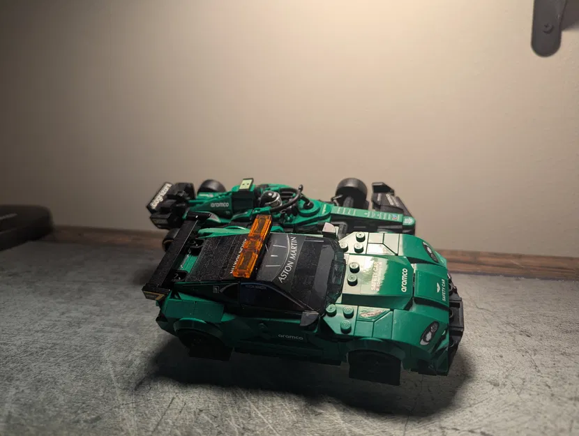 Bệ trưng bày Lego Speed Champion F1 Stand - Image 1