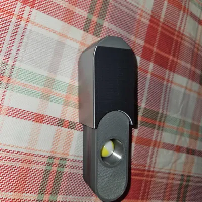 Trò Ảo Thuật Quả Bóng Biến Mất (Disappearing Ball Magic Trick)