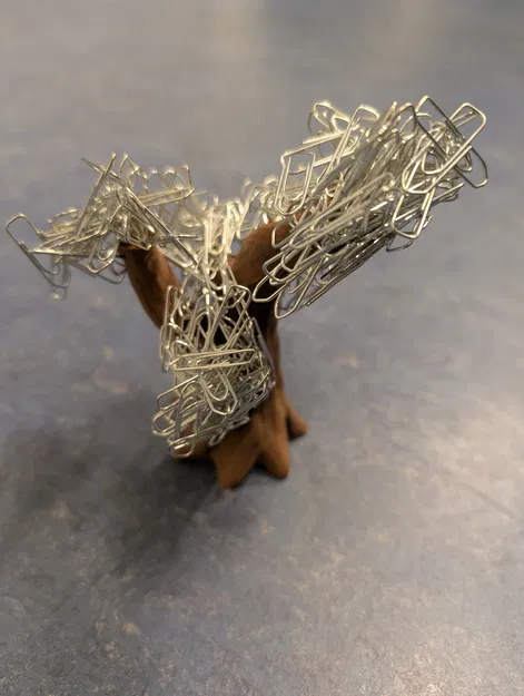 Cây kẹp giấy (Paperclip tree) - Image 1