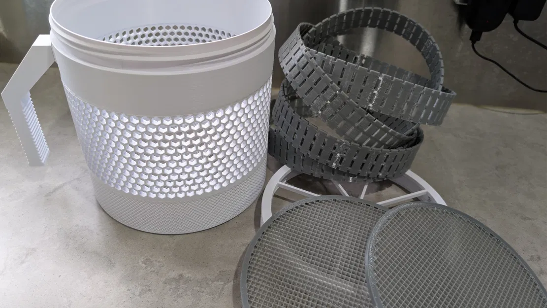 Giỏ rửa gạch Lego có lót TPU (Lego brick washer) - Image 6