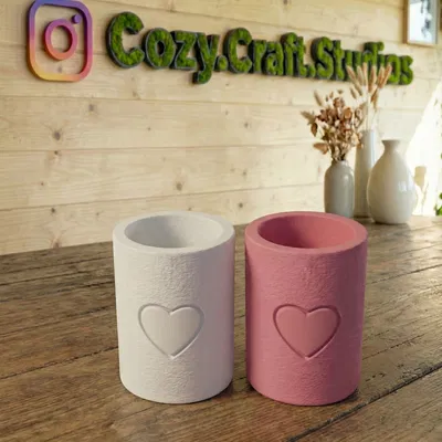 Ống Đựng Bút Hình Trái Tim / Organizer Đựng Đồ Trang Điểm