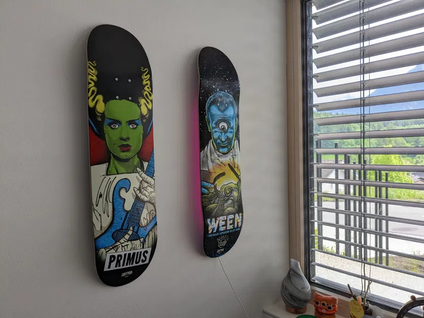 Giá treo tường cho skateboard V2 tương thích WLED Aluminum Profile - Image 1