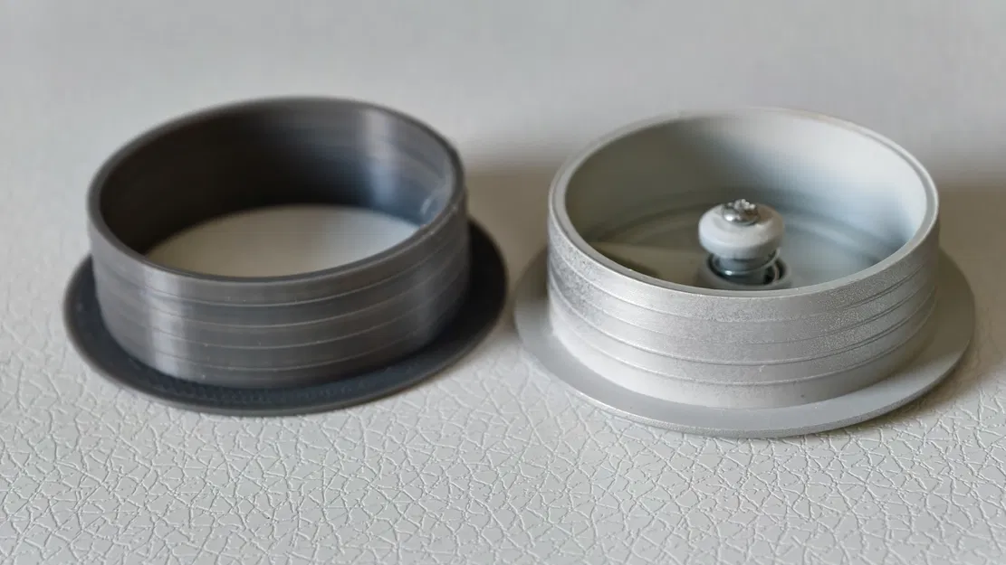 Nắp che lỗ đi dây bàn (Desc wire hole cap) - Image 1