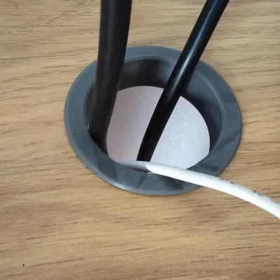 Nắp che lỗ đi dây bàn (Desc wire hole cap)