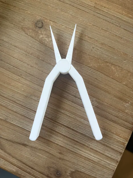 Kìm Mũi Nhọn (Needle Nose Pliers) Print-in-Place - Phiên bản 2 - Image 1