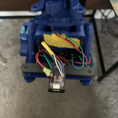 Ngàm gắn sensor và ngàm gắn Arduino