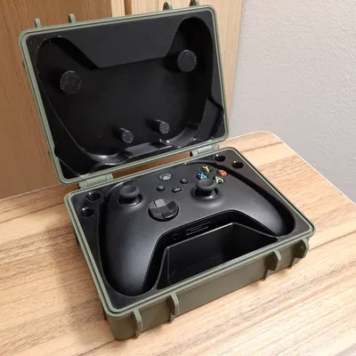 Hộp đựng tay cầm Xbox dạng module để mang đi (Modular Xbox Controller Travel Case)