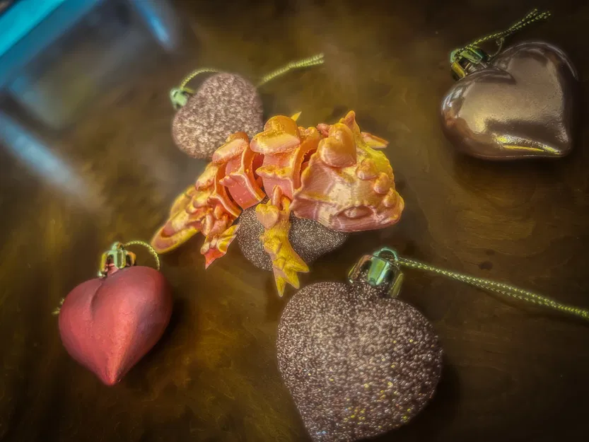 Móc khóa Rồng Dẻo Tình Yêu Valentine (Valentines Love Flexi Dragon Keychain) - Image 2