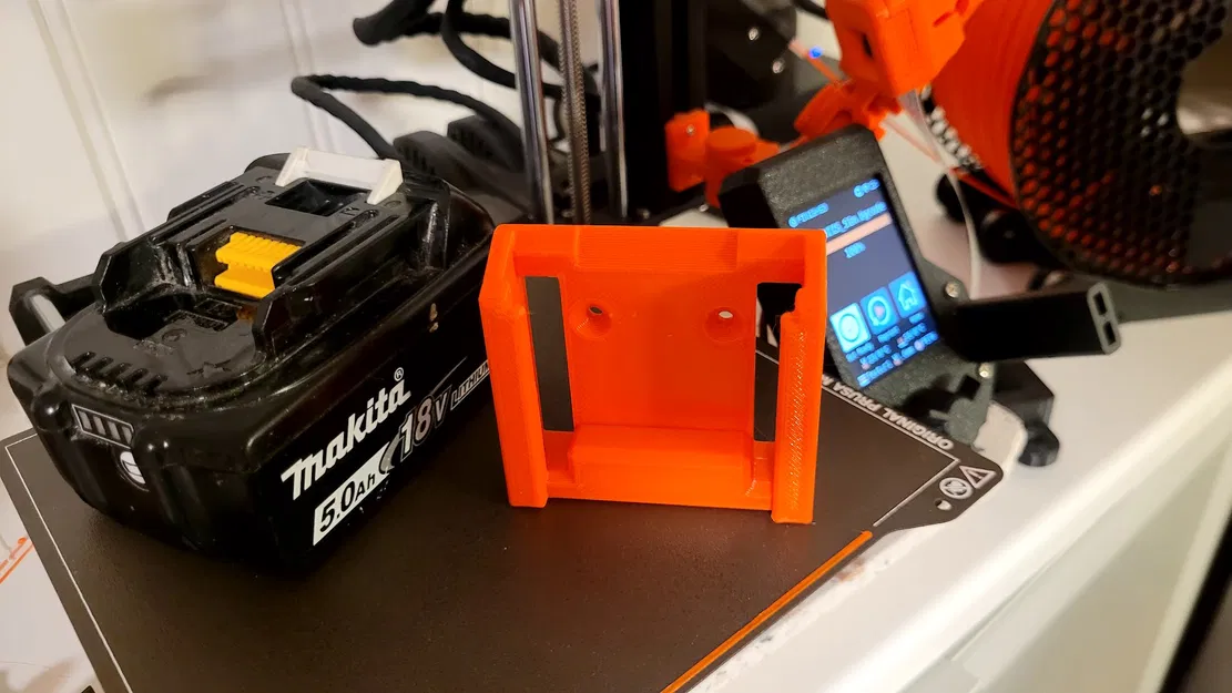 Giá đỡ pin Makita mỏng (Slim Makita battery holder) - Image 1