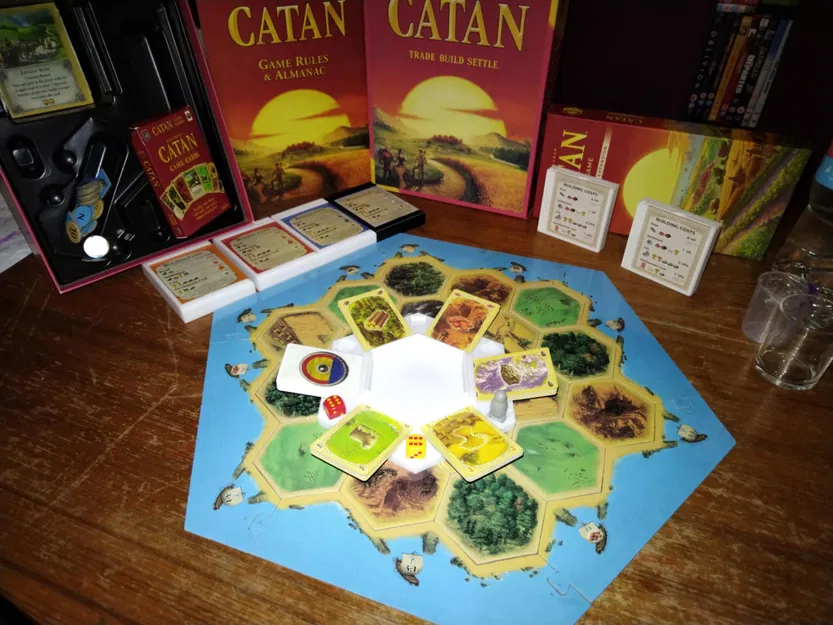 Settlers' Sanctuary | Khay Xúc Xắc & Hub Thẻ Tài Nguyên - Image 1