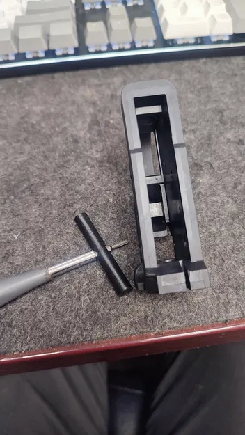 Tool hỗ trợ lắp plunger safety Ruger 10-22 (10-22 safety plunger tool) - Image 1