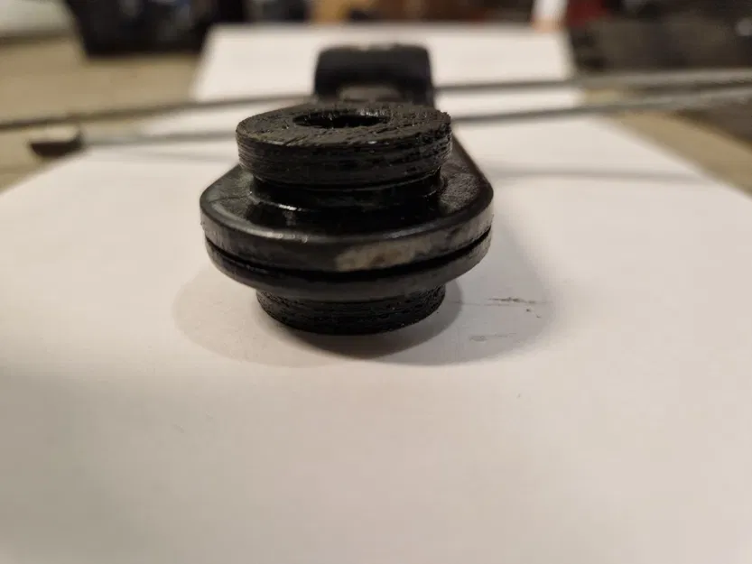 Bạc lót trục chốt phanh tay BMC (Handbrake pivot axle bush) - Image 2