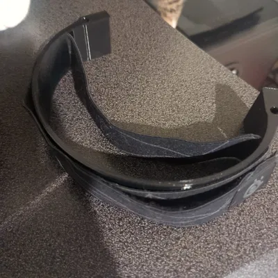 Headband Prusabeat có khe luồn dây, dùng band SteelSeries Arctis 7