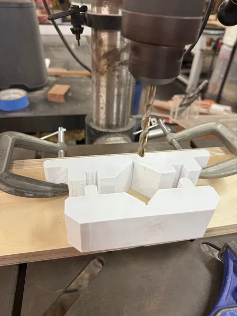 V clamp (kẹp chữ V) cho dowel nhỏ và vật vuông - Image 2