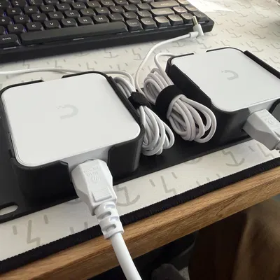 Giá đỡ power brick Unifi cho rack 10 inch kèm plate quản lý cáp