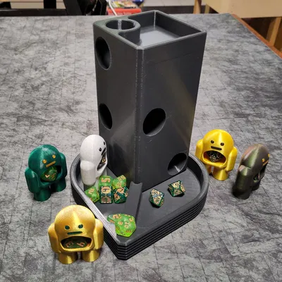 Emotional Support Dice Golem – Golem giữ xúc xắc xả stress