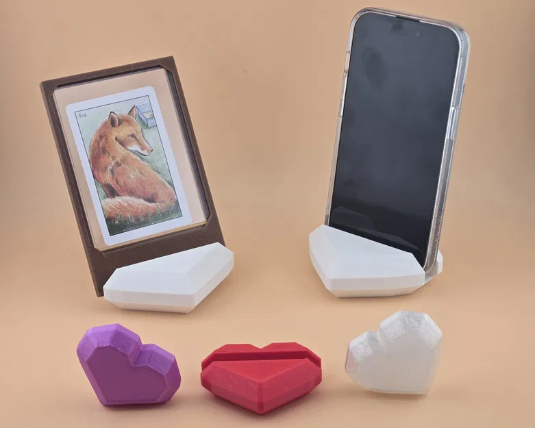 Bộ Trái Tim Low Poly Có Rãnh Đỡ Điện Thoại & Danh Thiếp – Quà Valentine - Image 2