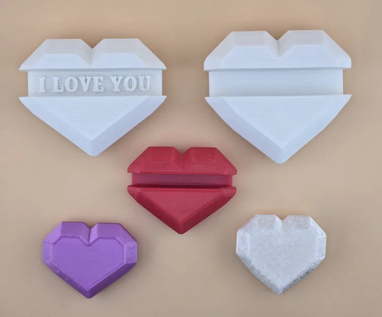 Bộ Trái Tim Low Poly Có Rãnh Đỡ Điện Thoại & Danh Thiếp – Quà Valentine - Image 5