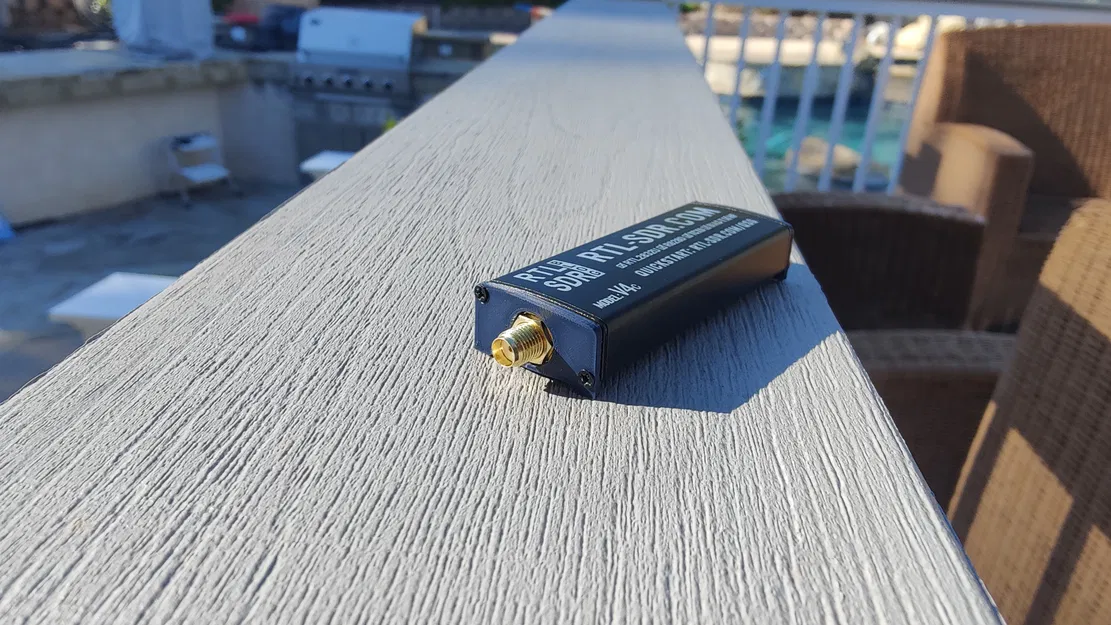 Chân đỡ tối giản RTL-SDR USB-C (Minimalist Feet) - Image 2