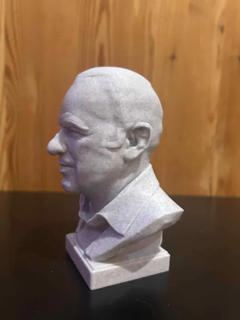 Garry Kimovitch Kasparov (Garik Kimovitch Weinstein) – Bust - Image 5