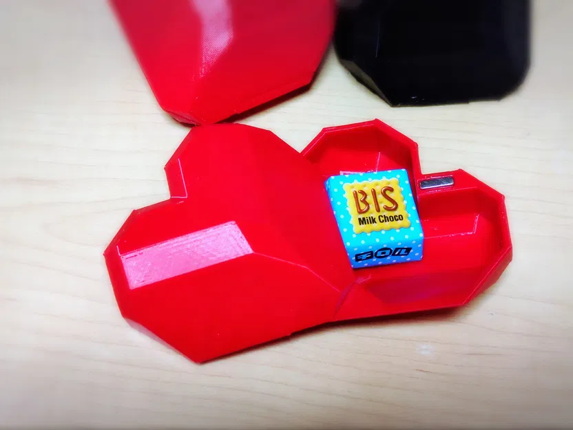 Hộp Quà Trái Tim Low-Poly – Valentine [Không Cần Support] - Image 1