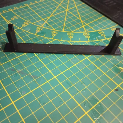 Kệ trưng bày bút chì hoặc bút