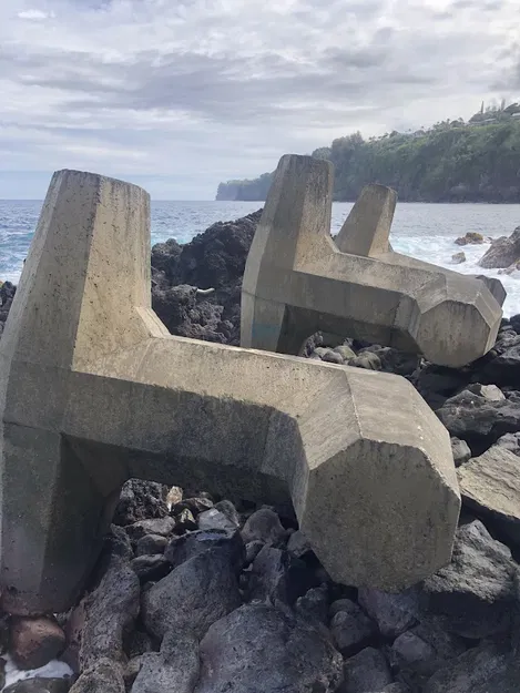 Dolos (OpenSCAD) - Khối bê tông tiêu tán sóng - Image 1