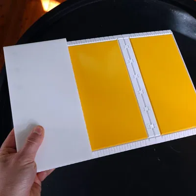 The Foldable WorkPad – Bề mặt làm việc gấp gọn, 3D printable