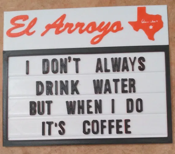 Các bảng sign của nhà hàng El Arroyo - Image 4