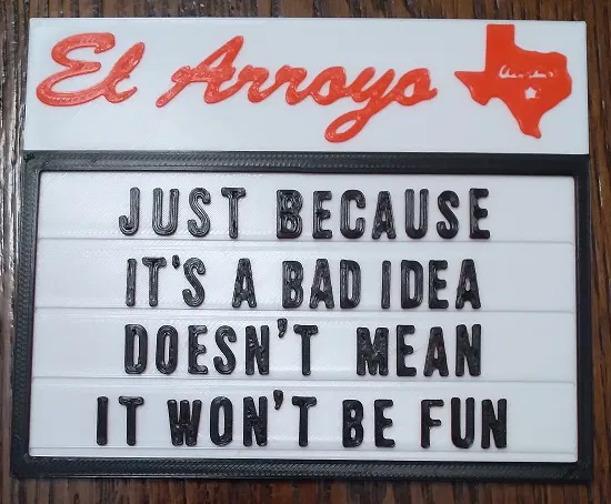 Các bảng sign của nhà hàng El Arroyo - Image 8