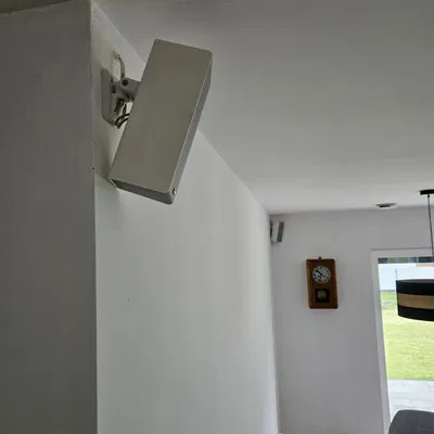 Giá treo tường cho loa (wall mount for speaker)