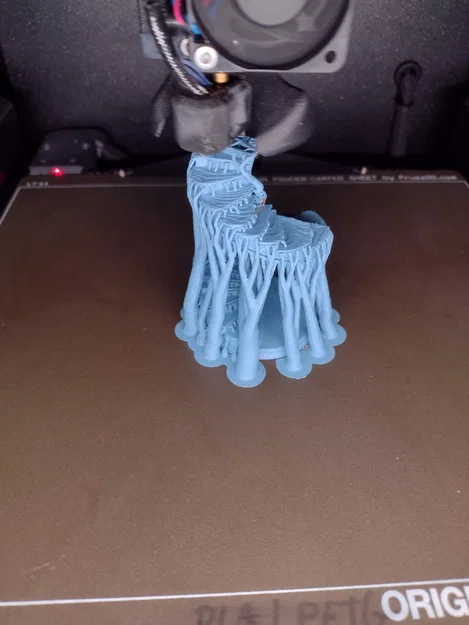 Draairtap – Cầu thang xoắn (Spiral staircase / Escalier en colimaçon / Escalera de caracol) - Image 2