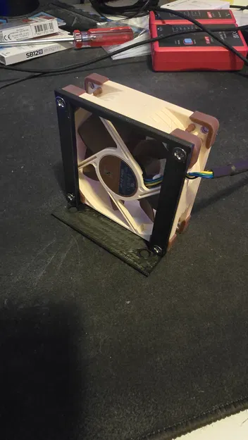 Giá đỡ quạt chassis Chieftec UNC-210T-B-U3-OP (UNC-210T-B-U3-OP) – 80mm - Image 1