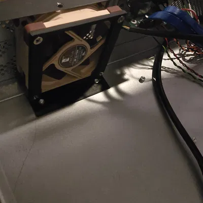 Giá đỡ quạt chassis Chieftec UNC-210T-B-U3-OP (UNC-210T-B-U3-OP) – 80mm