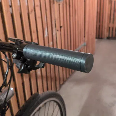 Tay nắm xe đạp TPU dạng tham số (OpenSCAD)