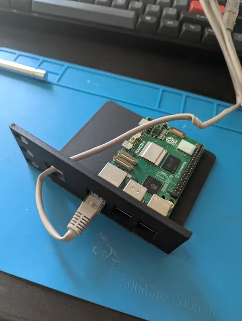 Giá rackmount half-width 10" cho Raspberry Pi 5 - Image 2