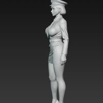 Cô gái trong đồng phục bảo vệ