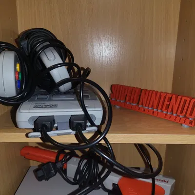 Trang trí trưng bày logo Super Nintendo SNES