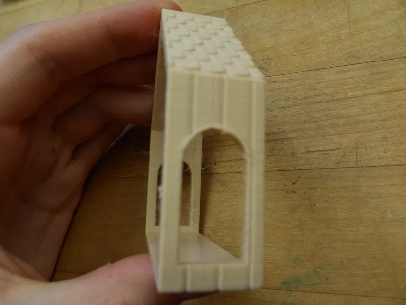 Nhà kho cho tàu chạy xuyên qua cho đường ray Lincoln Log - Image 7