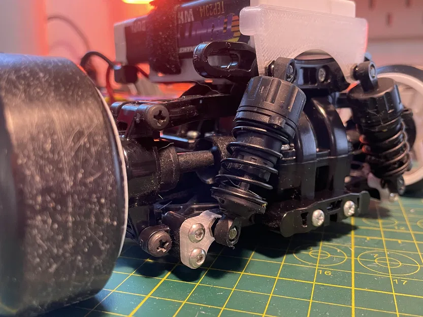 Pat Dời Chân Phuộc Sau Cho Tamiya TT-02 (Giúp Nhún Mềm Hơn) - Image 1