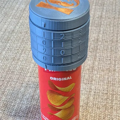 Pringles Protector: Khóa Cryptex Snack 4 Vòng