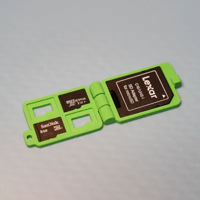 Khay đựng micro SD và adapter