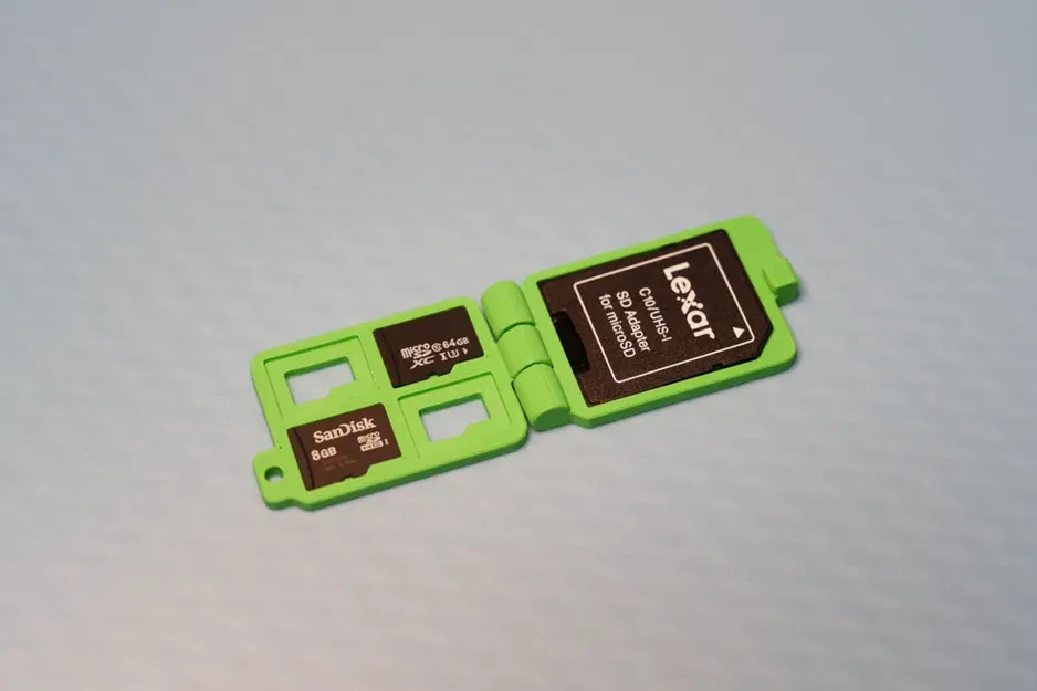 Khay đựng micro SD và adapter - Image 3