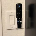 Giá treo wall plate giữ remote Fire TV (Fire TV Remote Wall Plate Holder) - Thumbnail 1
