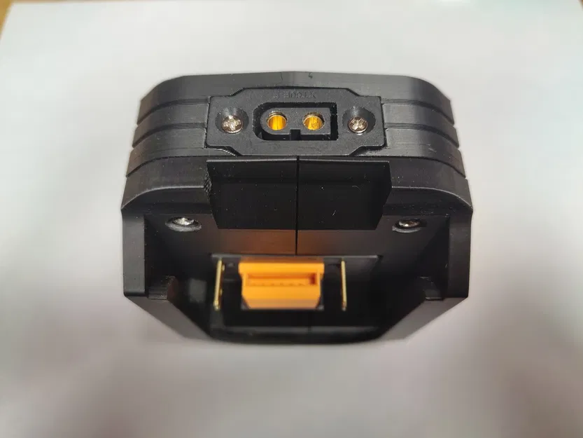 Nắp adapter Makita OBI dùng XT60BE-F và rp2040-zero - Image 2