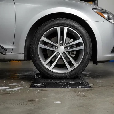 Tyre-Up – Kê nâng lốp để dễ vệ sinh