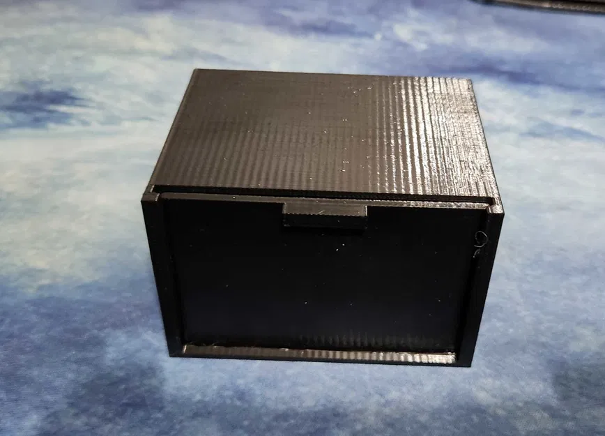 Hộp Hollyland Lark A1 và khay giữ wind muff (dead cat) - Image 1