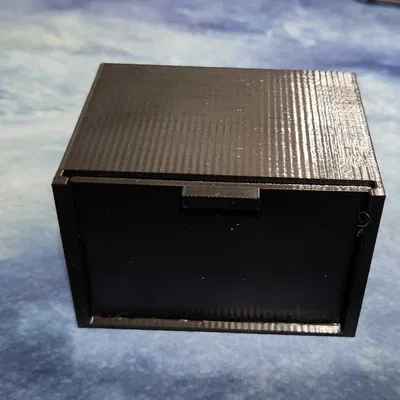 Hộp Hollyland Lark A1 và khay giữ wind muff (dead cat)